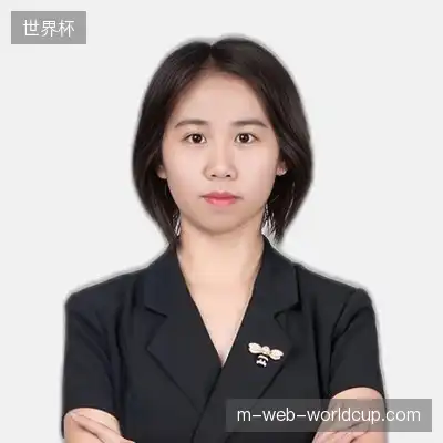 钟国